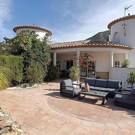 Dos Torres - Perfect Family Vacation Villa Malaga